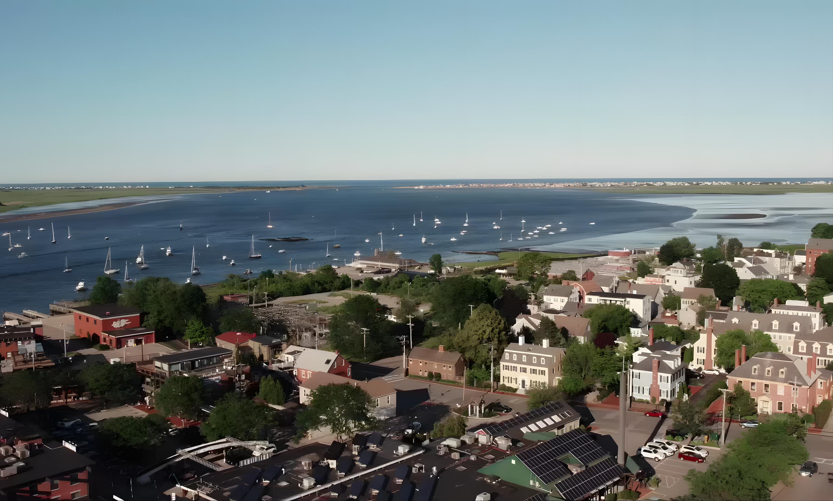 Houses by lake picture in Newburyport